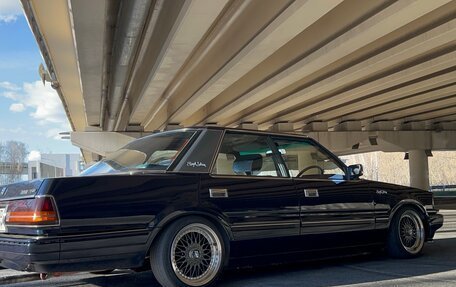 Toyota Crown, 1986 год, 750 000 рублей, 4 фотография