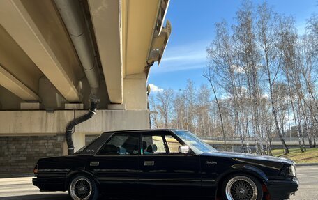 Toyota Crown, 1986 год, 750 000 рублей, 27 фотография