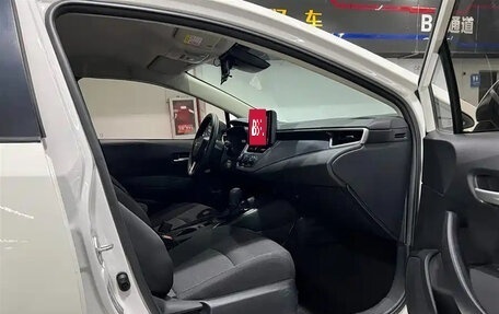 Toyota Corolla, 2021 год, 1 396 000 рублей, 10 фотография