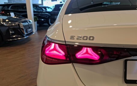 Mercedes-Benz E-Класс, 2025 год, 6 750 000 рублей, 10 фотография