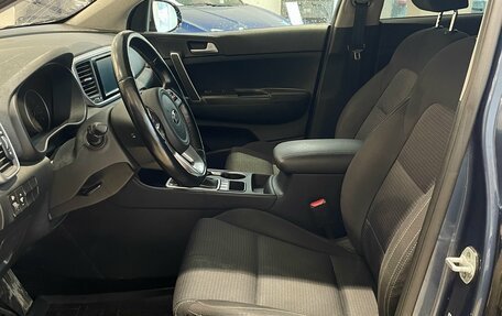 KIA Sportage IV рестайлинг, 2018 год, 2 199 000 рублей, 11 фотография