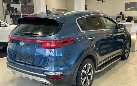 KIA Sportage IV рестайлинг, 2018 год, 2 199 000 рублей, 4 фотография
