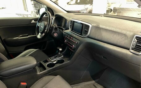 KIA Sportage IV рестайлинг, 2018 год, 2 199 000 рублей, 12 фотография