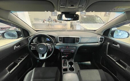 KIA Sportage IV рестайлинг, 2018 год, 2 199 000 рублей, 15 фотография