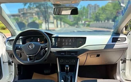 Volkswagen Polo, 2023 год, 1 280 000 рублей, 13 фотография