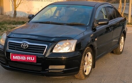 Toyota Avensis III рестайлинг, 2003 год, 520 000 рублей, 1 фотография