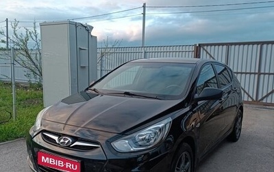 Hyundai Solaris II рестайлинг, 2012 год, 710 000 рублей, 1 фотография