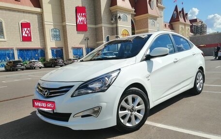 Hyundai Solaris II рестайлинг, 2016 год, 1 075 000 рублей, 1 фотография