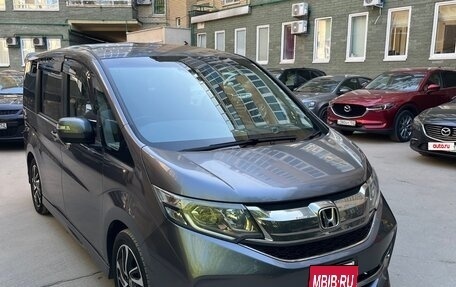 Honda Stepwgn IV, 2016 год, 2 150 000 рублей, 3 фотография