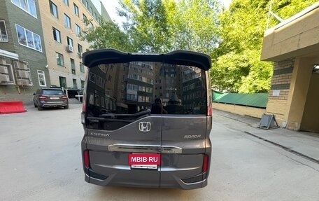 Honda Stepwgn IV, 2016 год, 2 150 000 рублей, 12 фотография