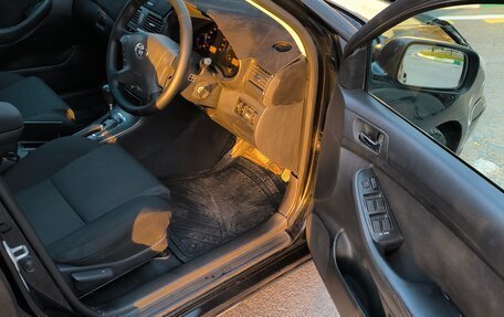 Toyota Avensis III рестайлинг, 2003 год, 520 000 рублей, 7 фотография
