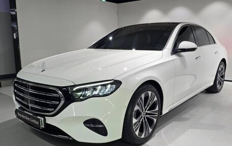 Mercedes-Benz E-Класс, 2024 год, 5 700 000 рублей, 4 фотография