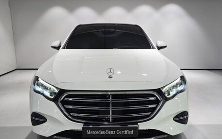 Mercedes-Benz E-Класс, 2024 год, 5 700 000 рублей, 3 фотография
