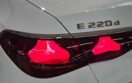 Mercedes-Benz E-Класс, 2024 год, 5 700 000 рублей, 12 фотография