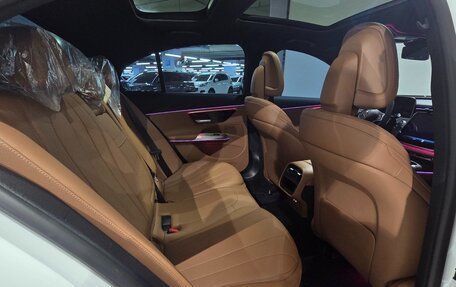 Mercedes-Benz E-Класс, 2024 год, 5 700 000 рублей, 19 фотография