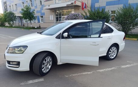Volkswagen Polo VI (EU Market), 2014 год, 750 000 рублей, 2 фотография