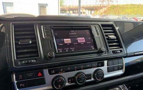 Volkswagen Multivan T6 рестайлинг, 2019 год, 4 199 000 рублей, 16 фотография
