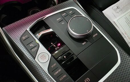 BMW 3 серия, 2025 год, 5 349 000 рублей, 10 фотография