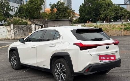 Lexus UX I, 2023 год, 1 926 000 рублей, 4 фотография