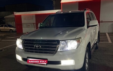 Toyota Land Cruiser 200, 2011 год, 3 250 000 рублей, 2 фотография