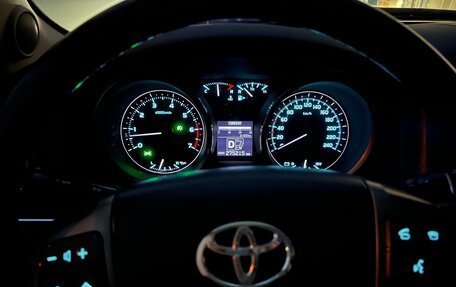 Toyota Land Cruiser 200, 2011 год, 3 250 000 рублей, 10 фотография