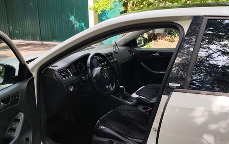 Volkswagen Jetta VI, 2014 год, 1 300 000 рублей, 7 фотография