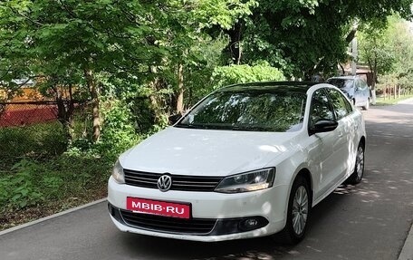 Volkswagen Jetta VI, 2014 год, 1 300 000 рублей, 3 фотография