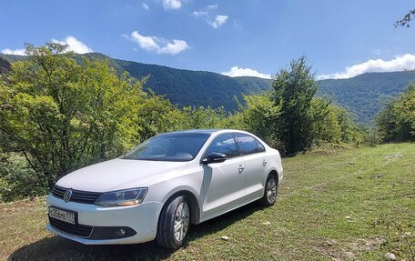 Volkswagen Jetta VI, 2014 год, 1 300 000 рублей, 11 фотография
