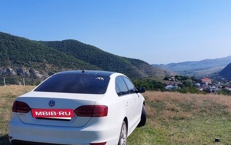 Volkswagen Jetta VI, 2014 год, 1 300 000 рублей, 13 фотография