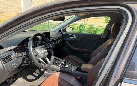 Audi A4, 2017 год, 2 000 000 рублей, 6 фотография