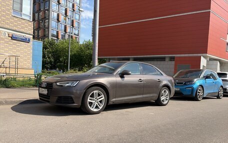 Audi A4, 2017 год, 2 000 000 рублей, 5 фотография