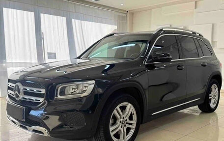 Mercedes-Benz GLB, 2022 год, 2 140 000 рублей, 3 фотография