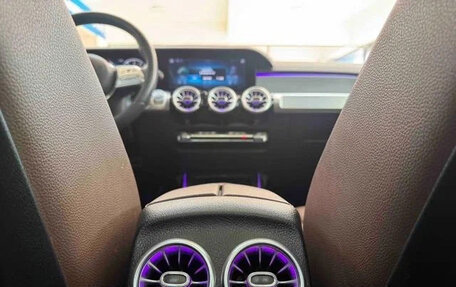 Mercedes-Benz GLB, 2022 год, 2 140 000 рублей, 12 фотография