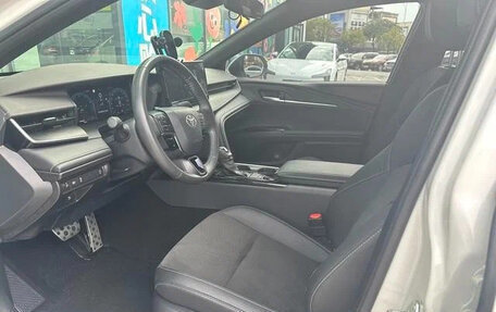 Toyota Camry, 2025 год, 3 870 000 рублей, 8 фотография