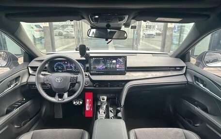 Toyota Camry, 2025 год, 3 870 000 рублей, 9 фотография