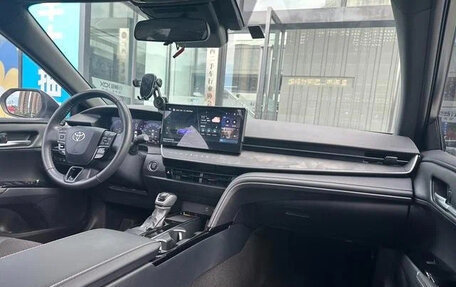 Toyota Camry, 2025 год, 3 870 000 рублей, 13 фотография
