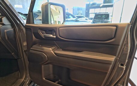 Toyota Land Cruiser Prado, 2025 год, 12 650 000 рублей, 34 фотография