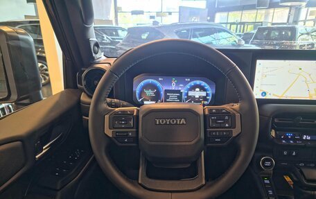Toyota Land Cruiser Prado, 2025 год, 12 650 000 рублей, 32 фотография