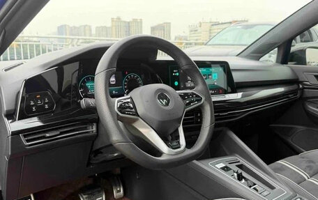 Volkswagen Golf VIII, 2022 год, 1 510 000 рублей, 8 фотография