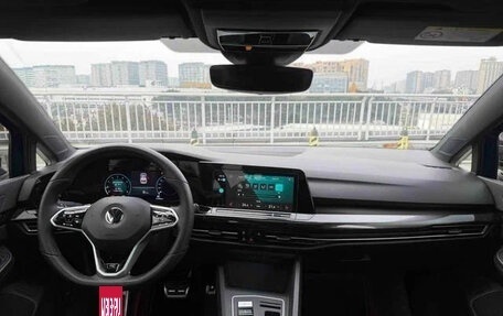 Volkswagen Golf VIII, 2022 год, 1 510 000 рублей, 9 фотография
