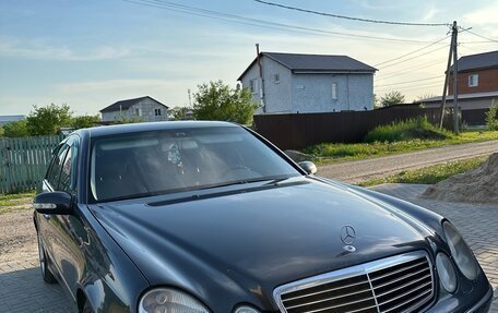 Mercedes-Benz E-Класс, 2002 год, 650 000 рублей, 3 фотография