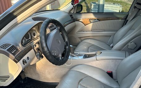 Mercedes-Benz E-Класс, 2002 год, 650 000 рублей, 10 фотография