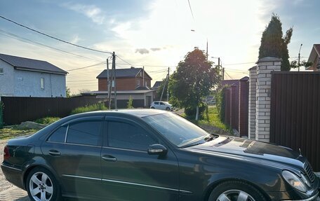 Mercedes-Benz E-Класс, 2002 год, 650 000 рублей, 6 фотография