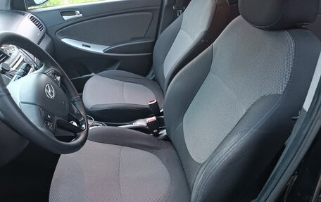 Hyundai Solaris II рестайлинг, 2012 год, 710 000 рублей, 11 фотография