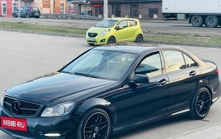 Mercedes-Benz C-Класс, 2011 год, 1 350 000 рублей, 11 фотография