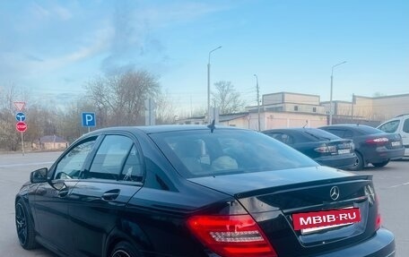 Mercedes-Benz C-Класс, 2011 год, 1 350 000 рублей, 13 фотография