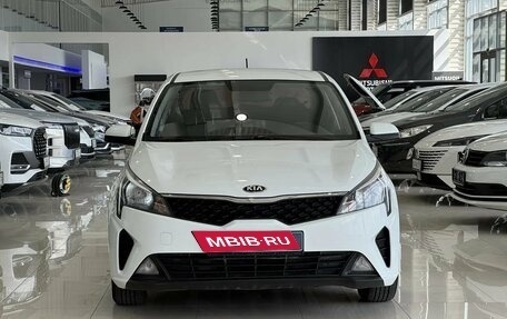 KIA Rio IV, 2020 год, 1 380 000 рублей, 2 фотография