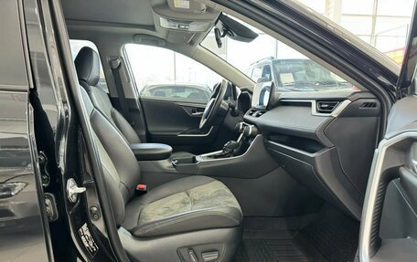 Toyota RAV4, 2024 год, 3 900 000 рублей, 33 фотография