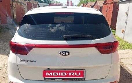 KIA Sportage IV рестайлинг, 2017 год, 1 800 000 рублей, 4 фотография