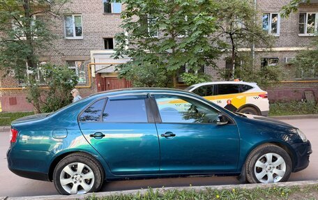 Volkswagen Jetta VI, 2009 год, 400 000 рублей, 3 фотография